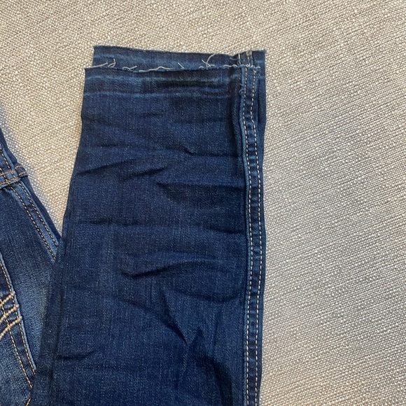 NEW Hollister High-Rise Super Skinny Jeans Dark Wash - Picture 3 of 9